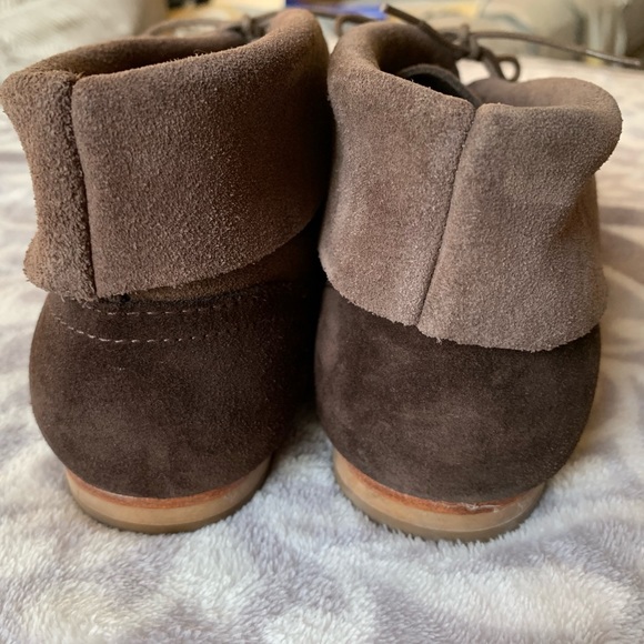 Booties? Shoes? - Picture 3 of 6